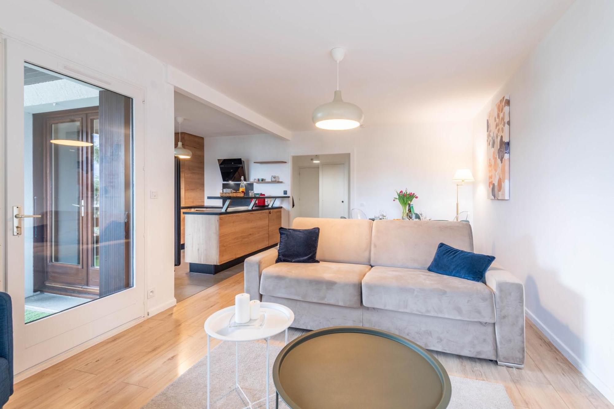 Bel Apt Terrasse A 2 Pas Du Lac Sévrier Kültér fotó