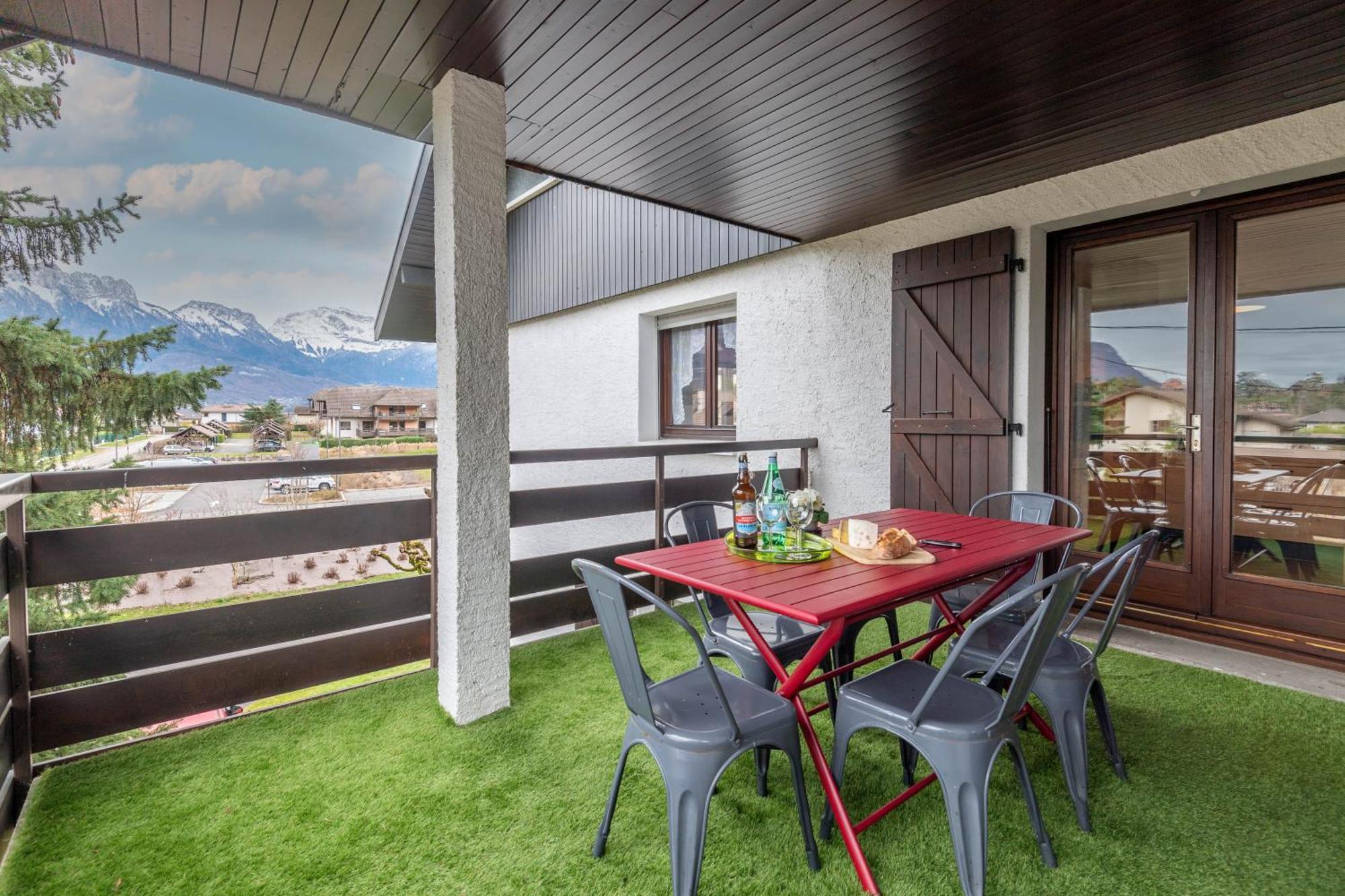 Bel Apt Terrasse A 2 Pas Du Lac Sévrier Kültér fotó